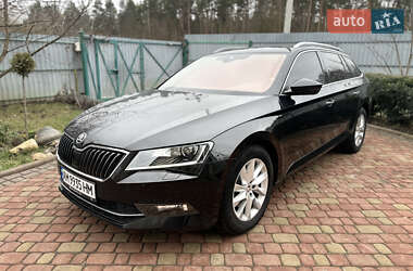 Універсал Skoda Superb 2019 в Житомирі