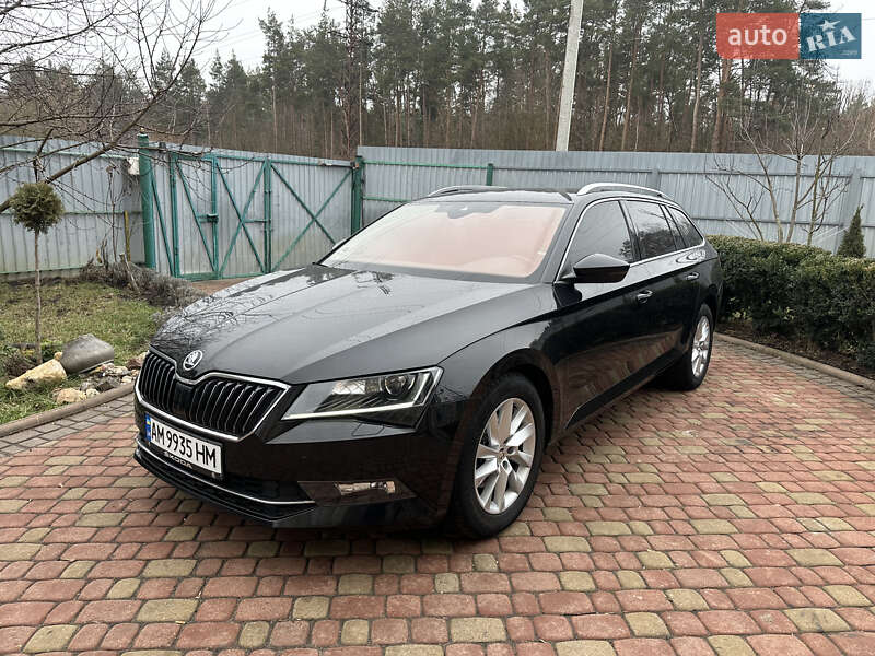 Універсал Skoda Superb 2019 в Житомирі