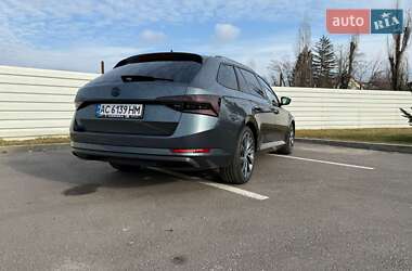 Універсал Skoda Superb 2019 в 