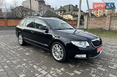 Універсал Skoda Superb 2010 в Луцьку