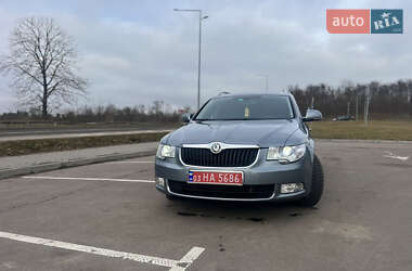 Skoda Superb 2012