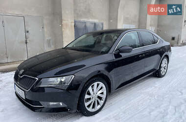 Ліфтбек Skoda Superb 2015 в Тернополі