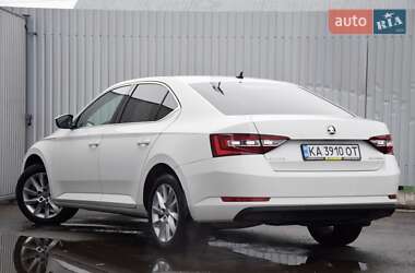 Ліфтбек Skoda Superb 2019 в Києві