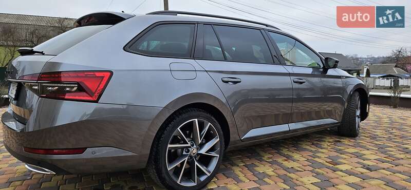 Универсал Skoda Superb 2022 в Киеве