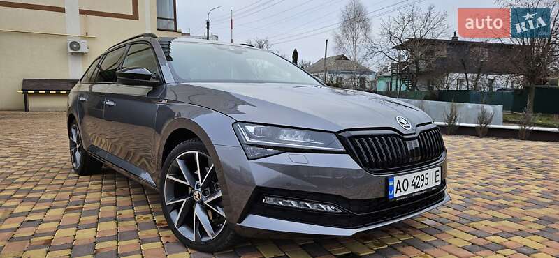 Универсал Skoda Superb 2022 в Киеве