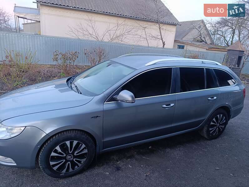 Универсал Skoda Superb 2013 в Ярмолинцах фото 2 Универсал Skoda Superb 2013 в Ярмолинцах