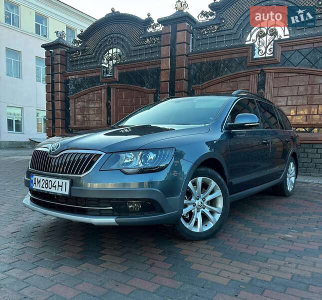 Универсал Skoda Superb 2014 в Звягеле