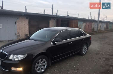 Skoda Superb 2012