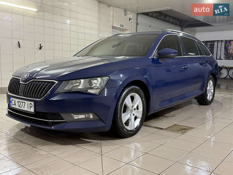 Универсал Skoda Superb 2017 в Умани