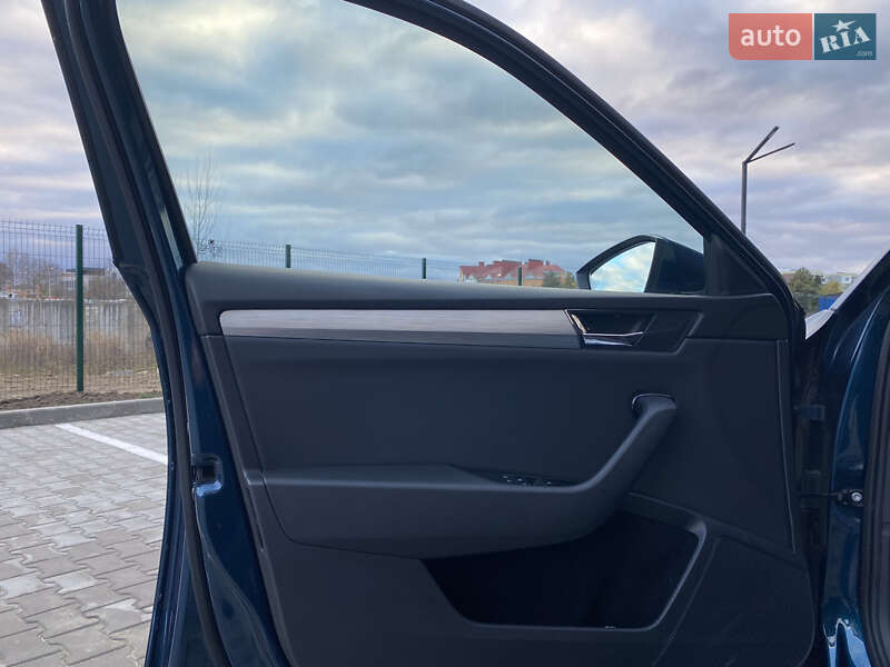 Универсал Skoda Superb 2020 в Луцке