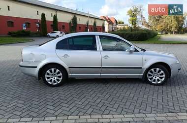 Ліфтбек Skoda Superb 2001 в Слов'янську