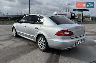 Ліфтбек Skoda Superb 2009 в Дніпрі