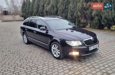 Универсал Skoda Superb 2010 в Самборе