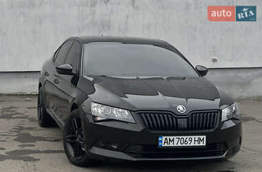 Лифтбек Skoda Superb 2018 в Львове