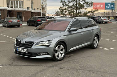 Универсал Skoda Superb 2015 в 