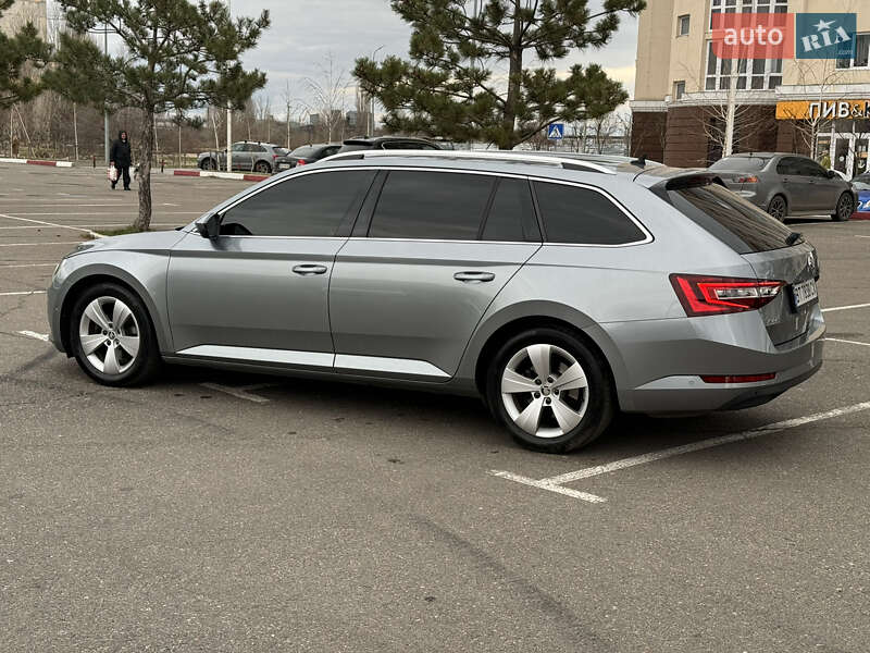 Универсал Skoda Superb 2015 в Николаеве