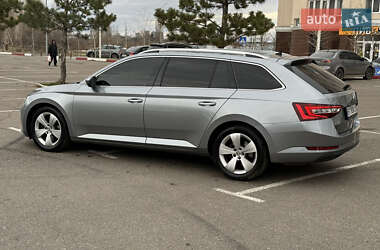 Универсал Skoda Superb 2015 в 