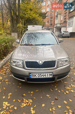 Ліфтбек Skoda Superb 2006 в Рівному