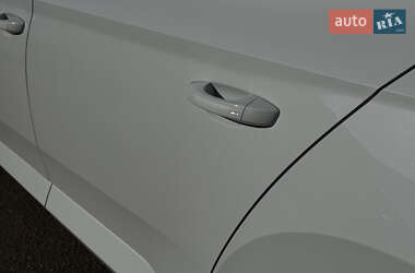 Лифтбек Skoda Superb 2019 в 