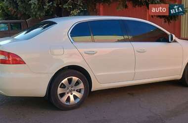 Лифтбек Skoda Superb 2009 в 