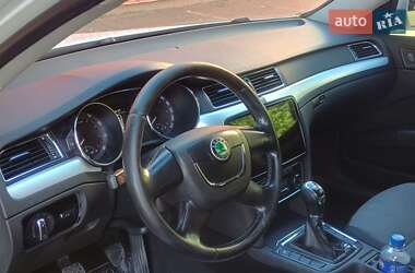 Лифтбек Skoda Superb 2009 в 