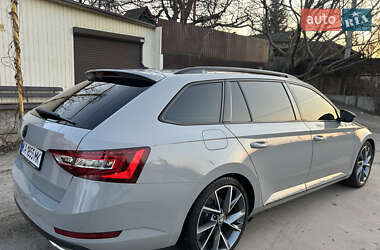 Универсал Skoda Superb 2019 в 