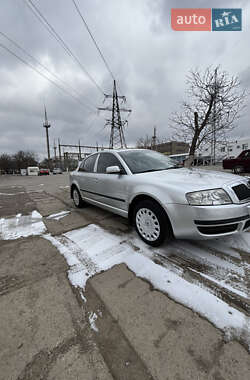 Ліфтбек Skoda Superb 2006 в Чернівцях