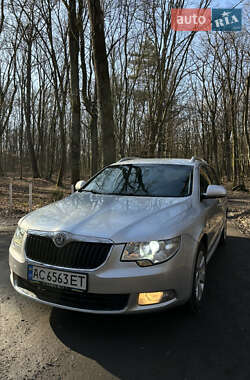 Универсал Skoda Superb 2010 в Луцке