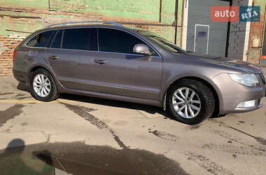 Универсал Skoda Superb 2011 в Кривом Роге