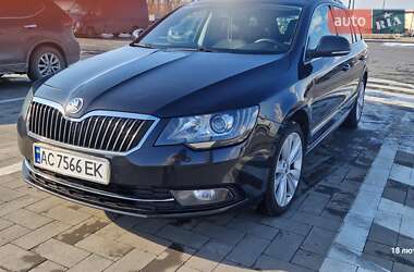 Универсал Skoda Superb 2015 в Луцке