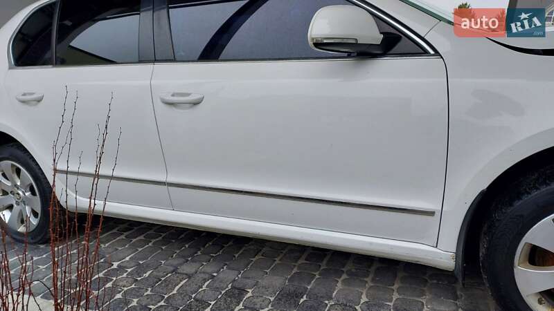 Лифтбек Skoda Superb 2013 в Харькове
