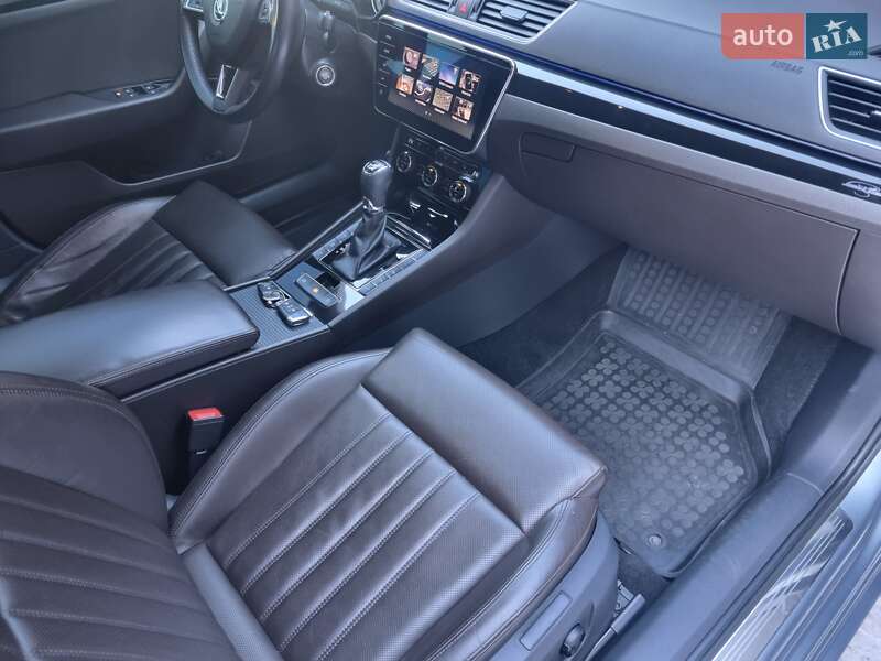 Лифтбек Skoda Superb 2017 в Кременчуге