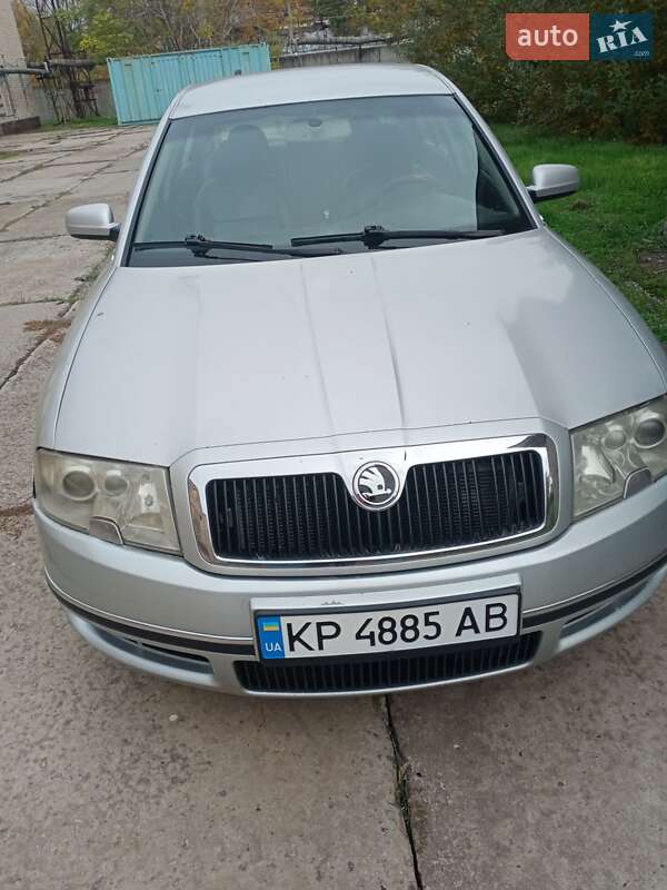 Лифтбек Skoda Superb 2003 в Запорожье