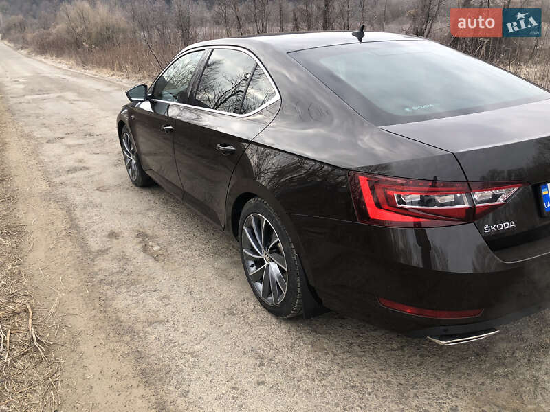 Лифтбек Skoda Superb 2017 в Перечине