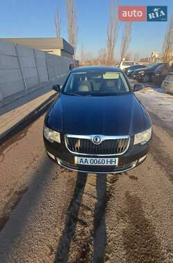 Skoda Superb 2011