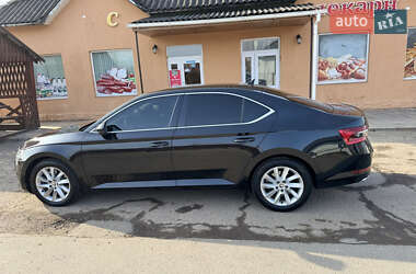 Ліфтбек Skoda Superb 2019 в Мукачевому