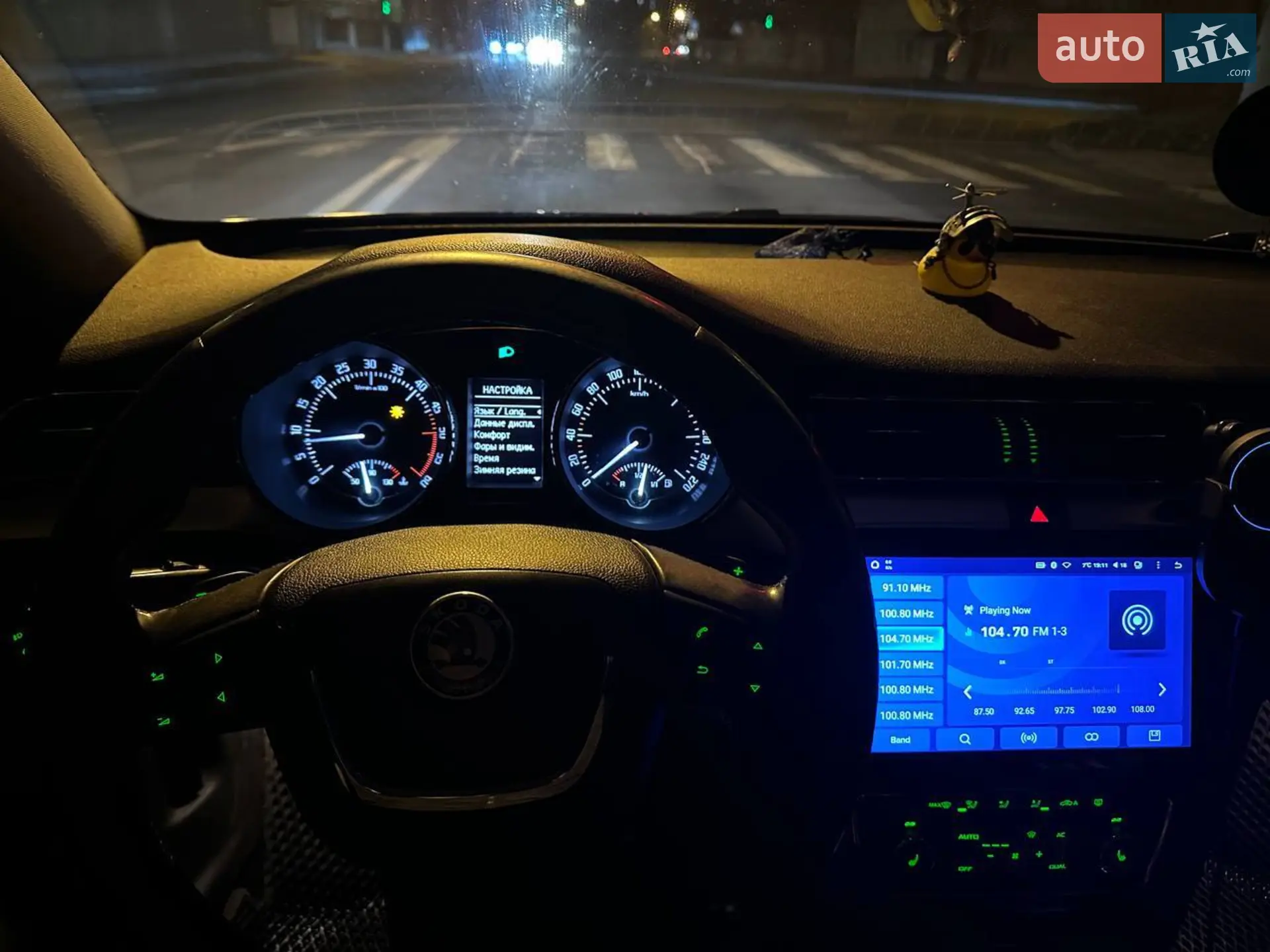 2010 Skoda Superb - мініатюра 18