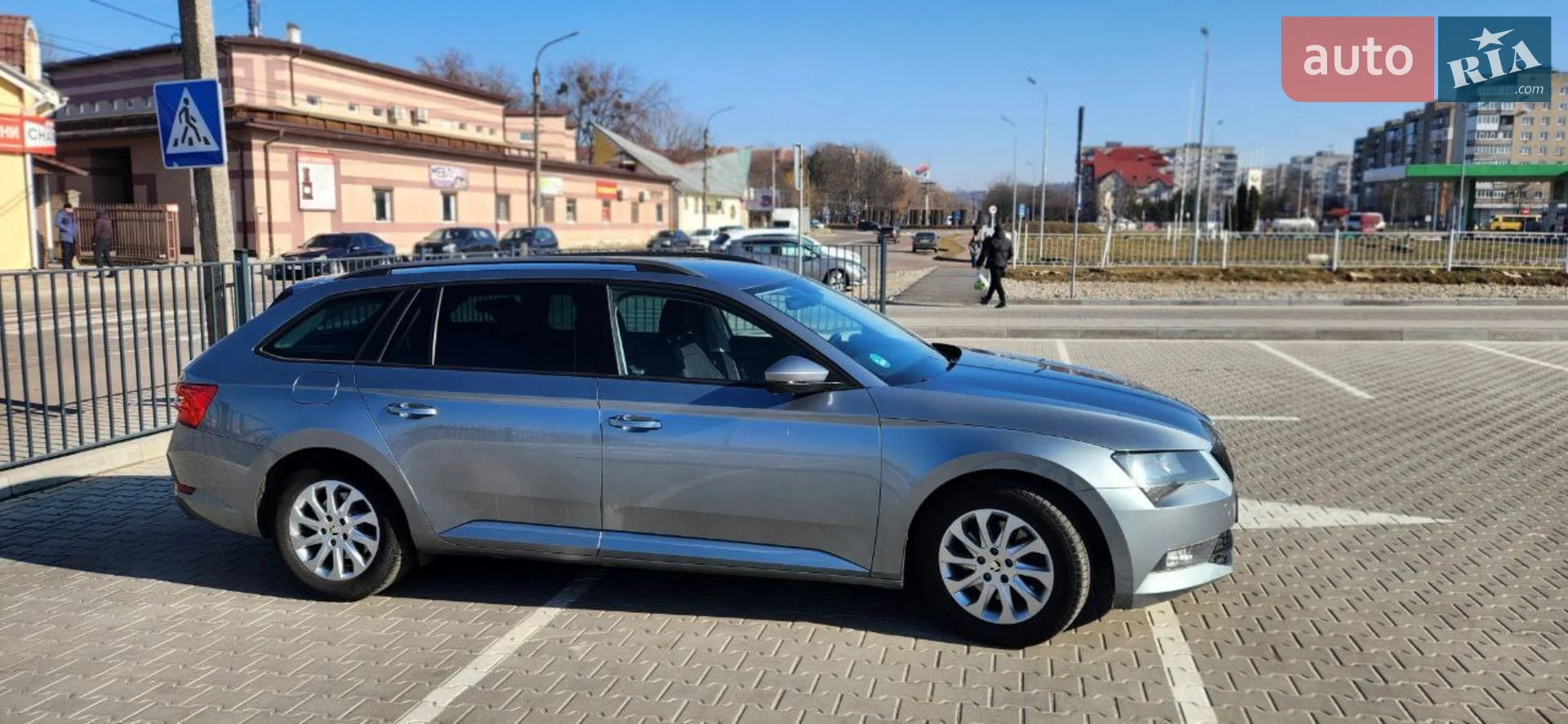2017 Skoda Superb - мініатюра 8