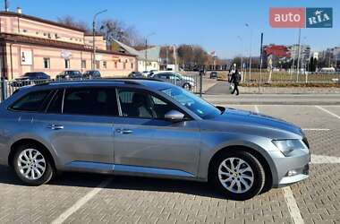 Универсал Skoda Superb 2017 в 