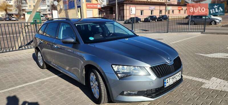 Универсал Skoda Superb 2017 в 