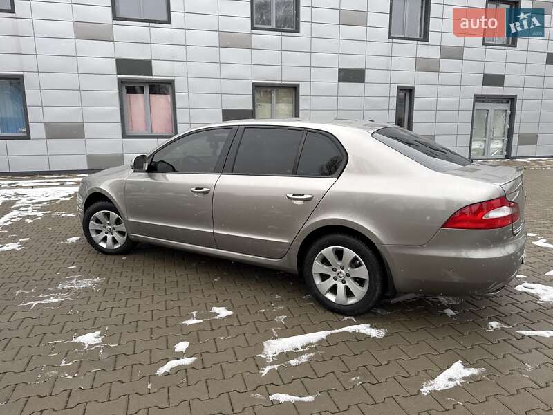 Ліфтбек Skoda Superb 2010 в Броварах