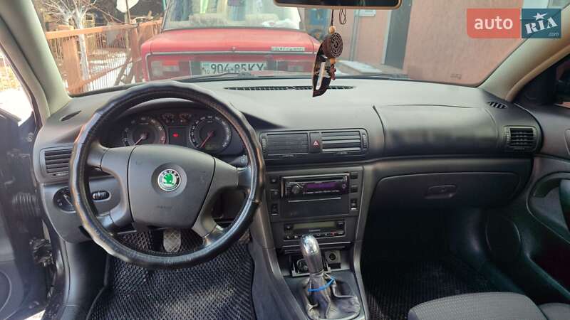 Ліфтбек Skoda Superb 2006 в Бишеві