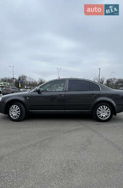 Ліфтбек Skoda Superb 2006 в 