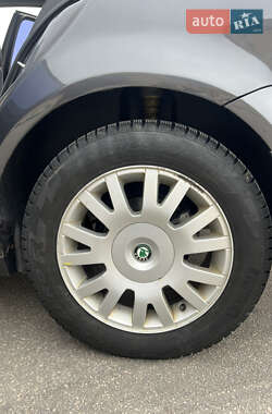 Ліфтбек Skoda Superb 2006 в 