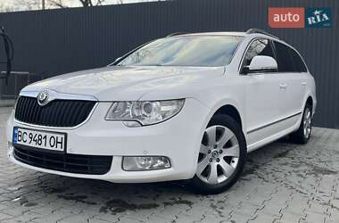 Skoda Superb 2011