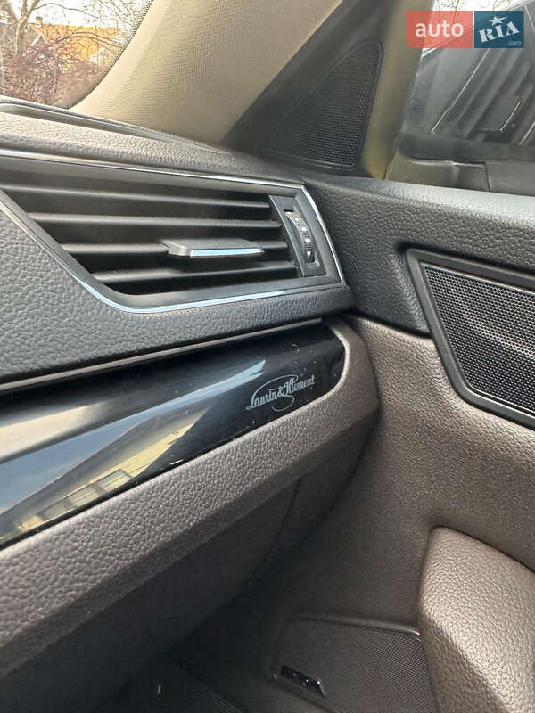 Лифтбек Skoda Superb 2016 в Ужгороде