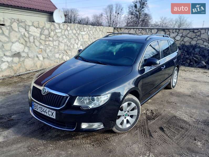 Skoda Superb 2012