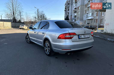 Ліфтбек Skoda Superb 2013 в Червонограді