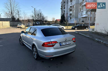 Ліфтбек Skoda Superb 2013 в Червонограді