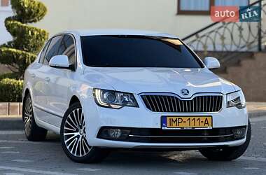 Лифтбек Skoda Superb 2014 в Дрогобыче